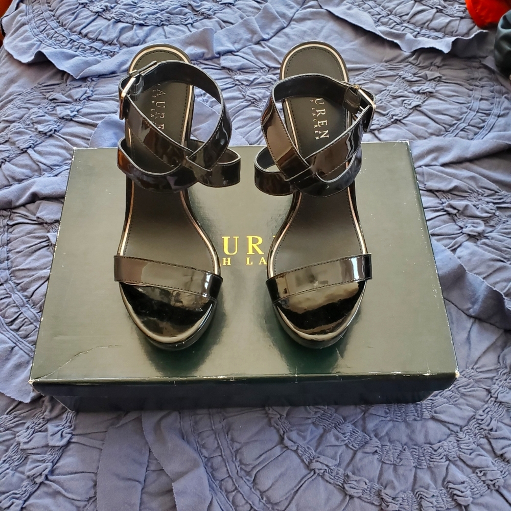 Ralph Lauren pumps. Size 8. Brand new, worn once.